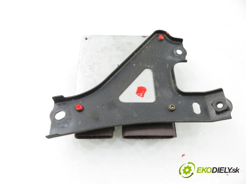 TOYOTA RAV 4 II (_A2_) SUV 2003 85,00 2.0 D-4D 4WD 116 - 1CD-FTV 1995,00 Riadiaca jednotka vstreku 8987126010 ; 1310001280