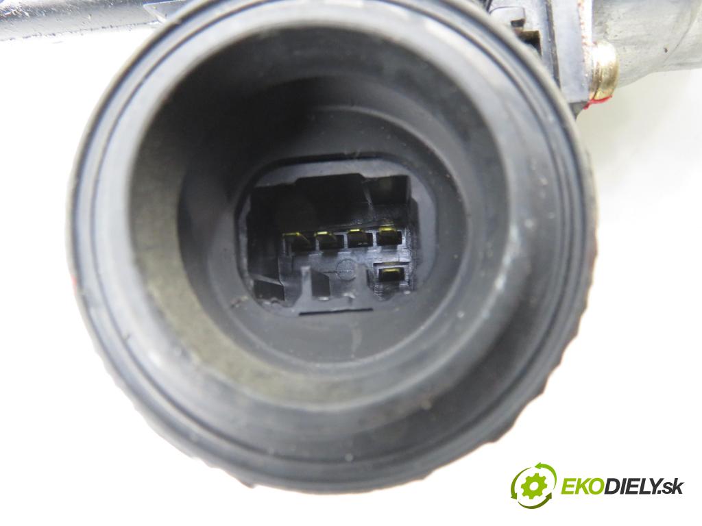 TOYOTA RAV 4 II (_A2_) SUV 2003 85,00 2.0 D-4D 4WD 116 - 1CD-FTV 1995,00 Mechanizmus okien 8572042070 ; 0620401160