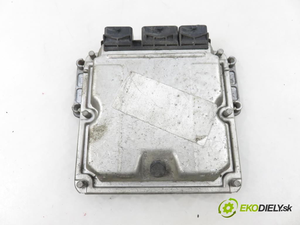FIAT SCUDO Skrzynia (220_) FURGON 2006 69,00 2.0 JTD - RHX 1997,00 řídící jednotka motora 0281011342 ; 9659440280 ; 9640938680