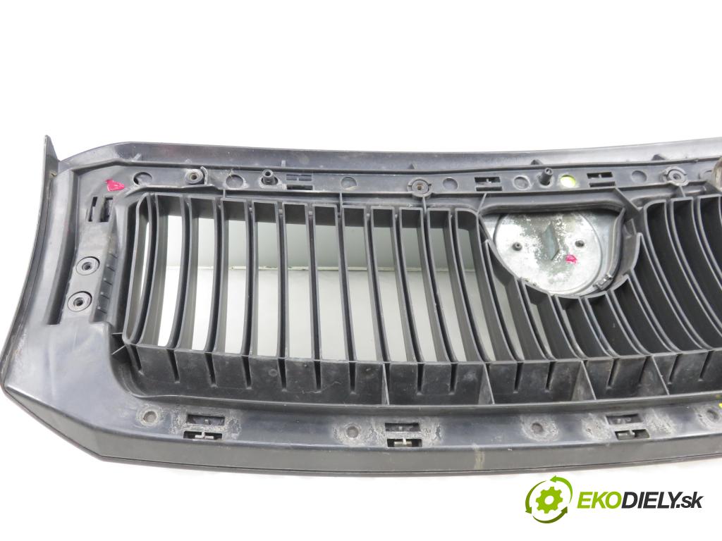SKODA FABIA I Combi (6Y5) KOMBI 2004 47,00 1.2 - AZQ 1198,00 Mriežka / maska 6Y0853668