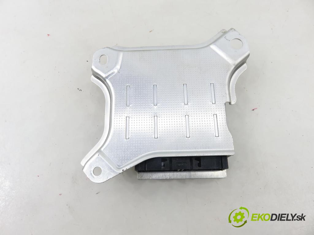 TOYOTA AYGO (_B1_) HB 2007 50,00 1.0 68 - 1KR-FE 998,00 MODUL air BAG 891700H030 ; 212388103