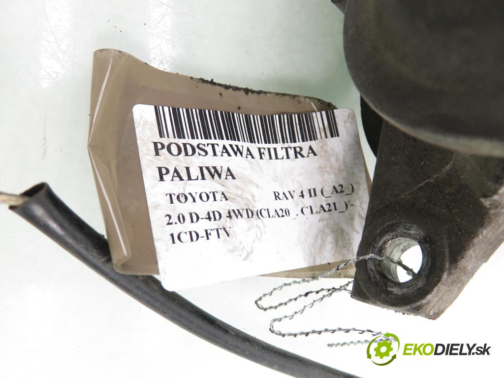 TOYOTA RAV 4 II (_A2_) SUV 2003 85,00 2.0 D-4D 4WD (CLA20_, CLA21_) - 1CD-FTV 1995,00 obal filtra paliva  (Kryt palivového filtru)