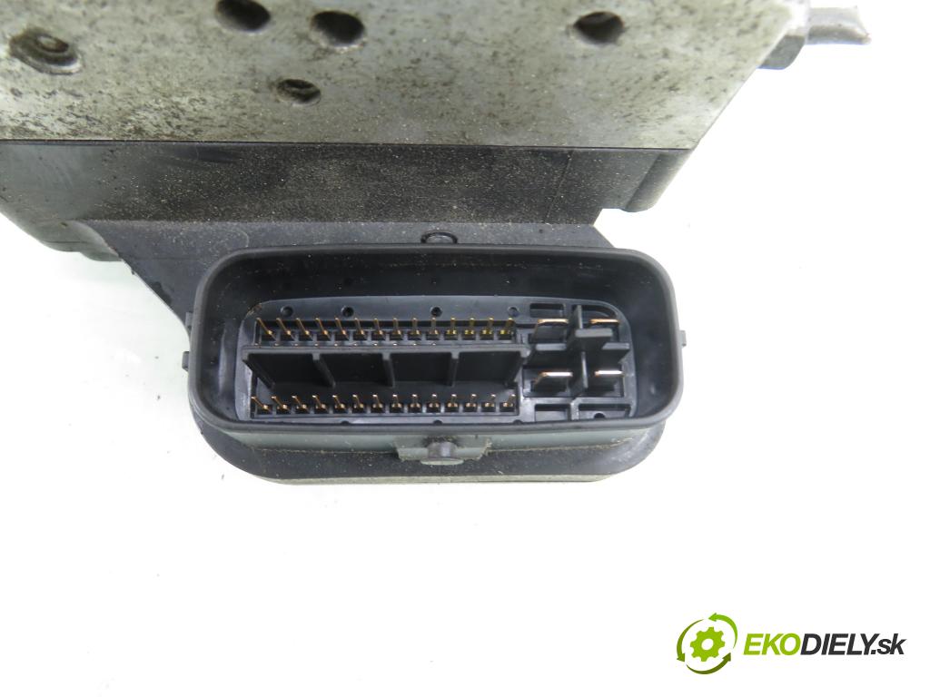 TOYOTA RAV 4 II (_A2_) SUV 2003 85,00 2.0 D-4D 4WD 116 - 1CD-FTV 1995,00 Pumpa ABS 4454042040 ; 8954142140 ; 1338007450 (Pumpa ABS)