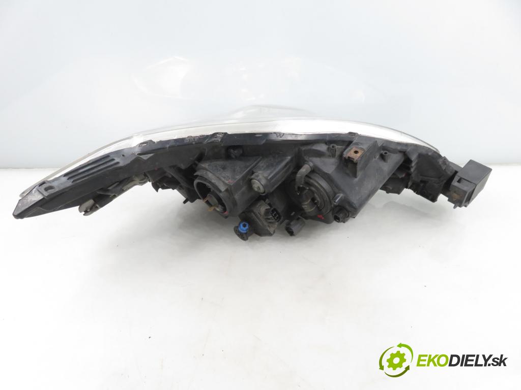 MAZDA 5 (CR19) MINIVAN 2007 105,00 2.0 MZR-CD 143 - RF7J 1998,00 Svetlo LP