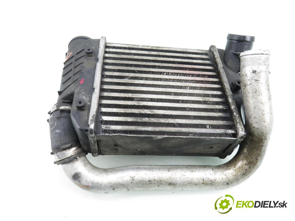 AUDI A6 (4F2, C6) SEDAN 2004 165,00 3.0 TDI quattro - BMK 2967,00 chladič intercooler