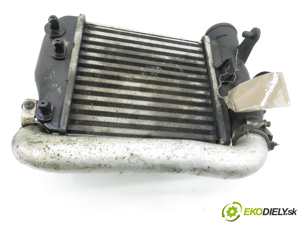 AUDI A6 (4F2, C6) SEDAN 2004 165,00 3.0 TDI quattro - BMK 2967,00 chladič intercooler