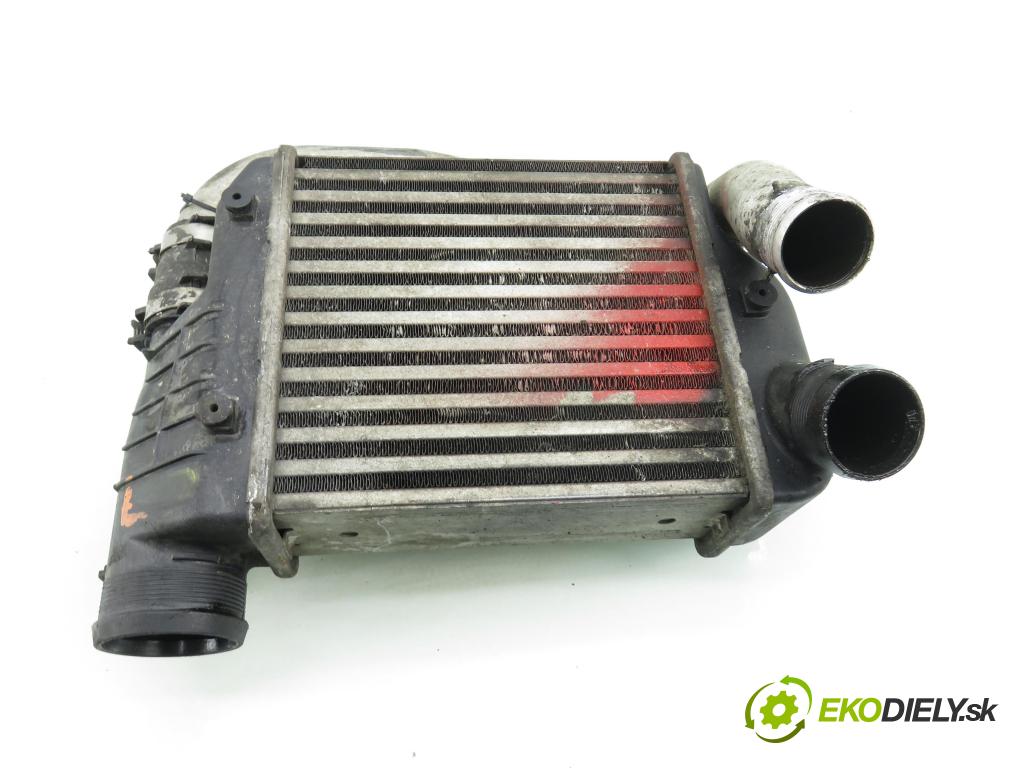 AUDI A6 (4F2, C6) SEDAN 2004 165,00 3.0 TDI quattro - BMK 2967,00 chladič intercooler 4F0145805E