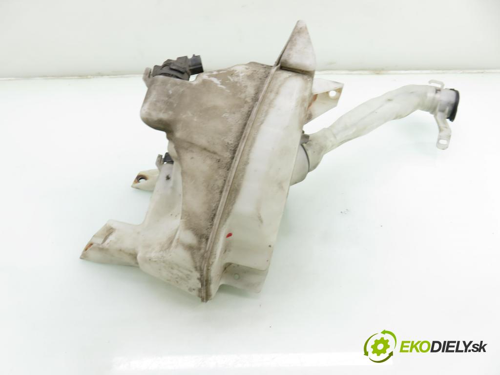 TOYOTA RAV 4 II (_A2_) SUV 2003 85,00 2.0 D-4D 4WD 116 - 1CD-FTV 1995,00 Nádržka ostrekovačov 060851139 (Kľučka dverí ostatné)