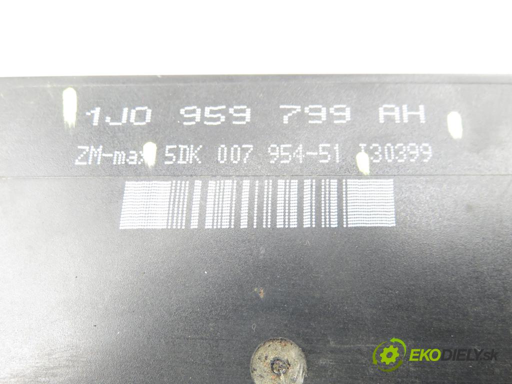VW GOLF IV (1J1) HB 2000 66,00 1.9 TDI 90 - ALH 1896,00 MODUL komfortu 1J0959799AH ; 5DK00795451