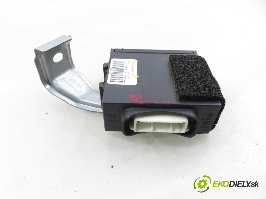 TOYOTA AYGO (_B1_) HB 2007 50,00 1.0 68 - 1KR-FE 998,00 spinačka / imobilizéra IMMO / Riadiaca jednotka N0502200 ; N0501417 ; 897800H021