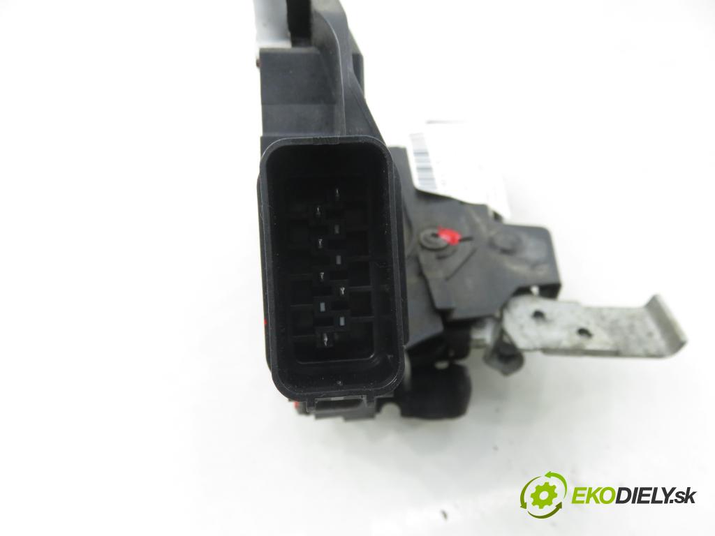 FORD MONDEO IV Turnier (BA7) KOMBI 2011 85,00 1.6 TDCi - T1BA 1560,00 zámok 6M2AR21813EC