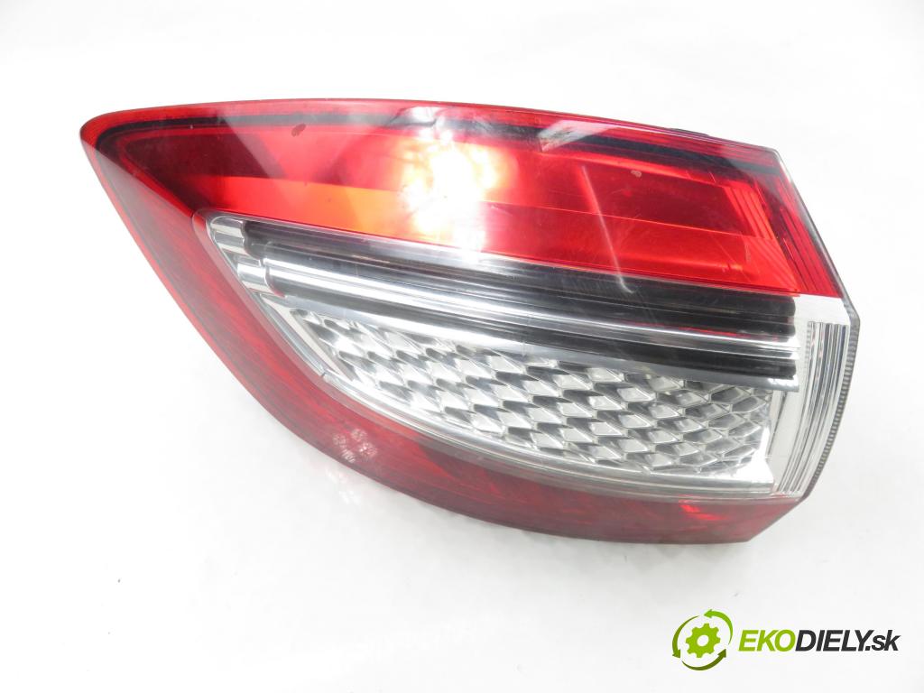 FORD MONDEO IV Turnier (BA7) KOMBI 2011 85,00 1.6 TDCi - T1BA 1560,00 Svetlo ľavé zadné BS7113405B