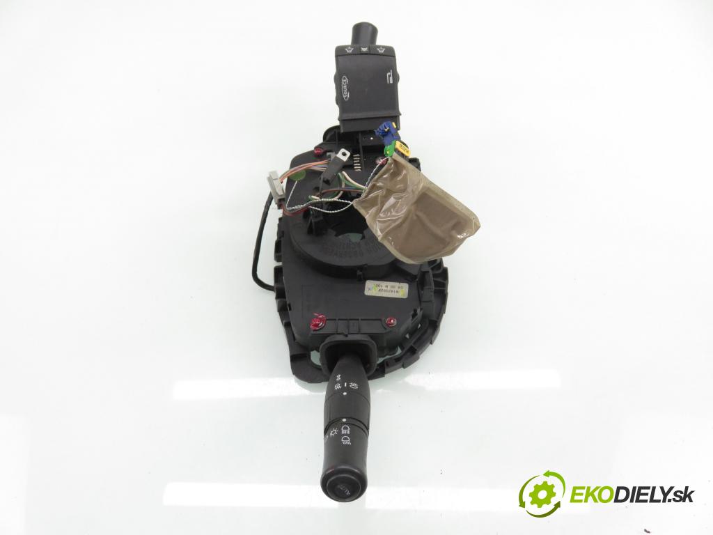 RENAULT MEGANE II (BM0/1_, CM0/1_) HB 2004 88,00 1.9 dCi 120 - F9Q 800 1870,00 páčka/prepínač 8200213760 ; 61835909