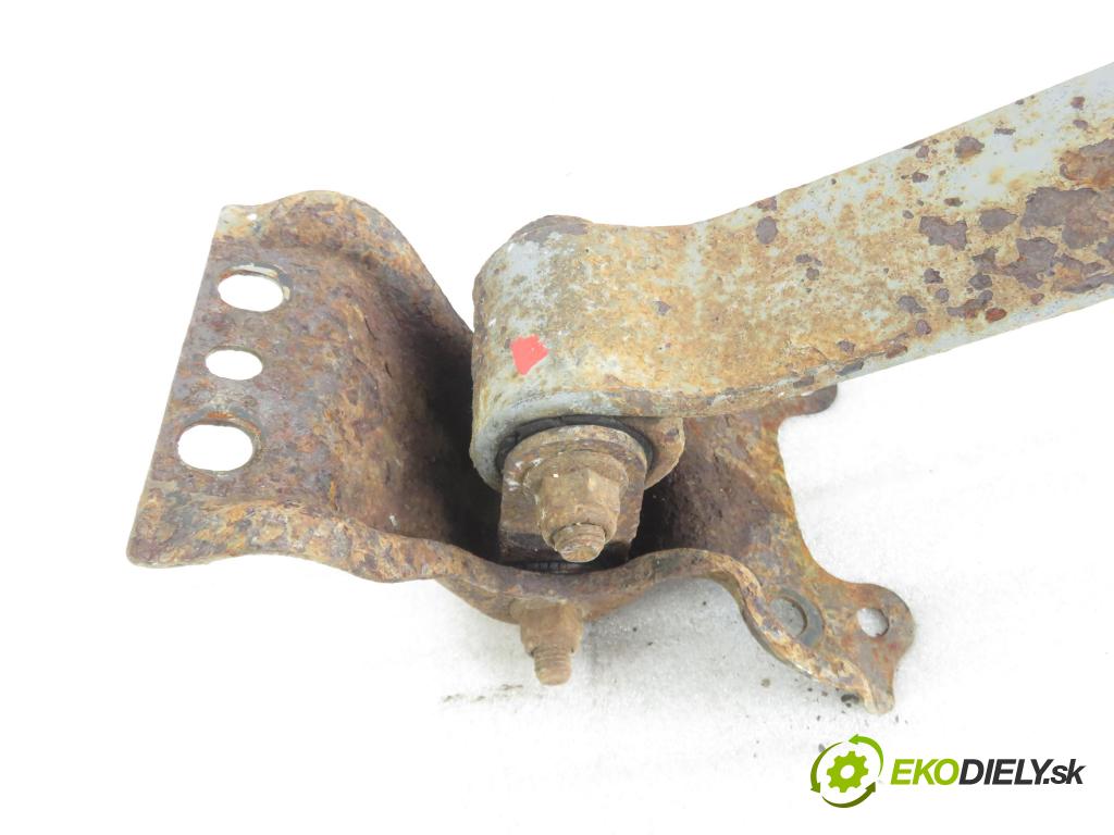 RENAULT MASTER II Platforma / podwozie (ED/HD/UD) KABINA/PLATFORMA 2000 59,00 2.5 D - S8U 770 2499,00 Listové pero zadné