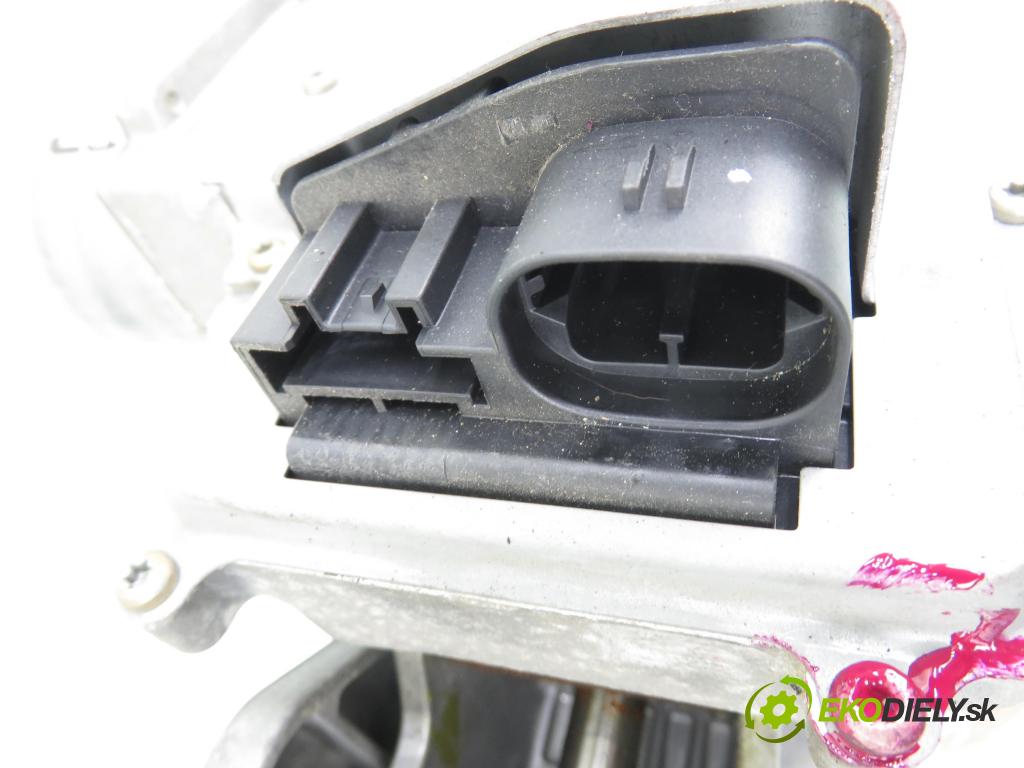 RENAULT MEGANE II (BM0/1_, CM0/1_) HB 2004 88,00 1.9 dCi 120 - F9Q 800 1870,00 serv/podporovanie elektrické 8200246631B ; 50300374