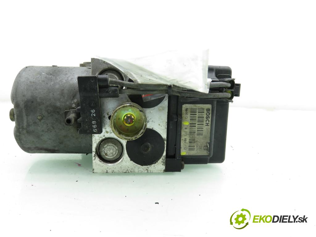 VW PASSAT B5 (3B2) SEDAN 1996 74,00 1.6 - ADP 1595,00 Pumpa ABS 0265216411 ; 0273004132 ; 8E0614111 (Pumpa ABS)