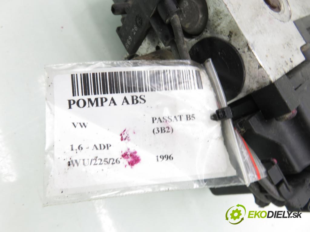 VW PASSAT B5 (3B2) SEDAN 1996 74,00 1.6 - ADP 1595,00 Pumpa ABS 0265216411 ; 0273004132 ; 8E0614111 (Pumpa ABS)
