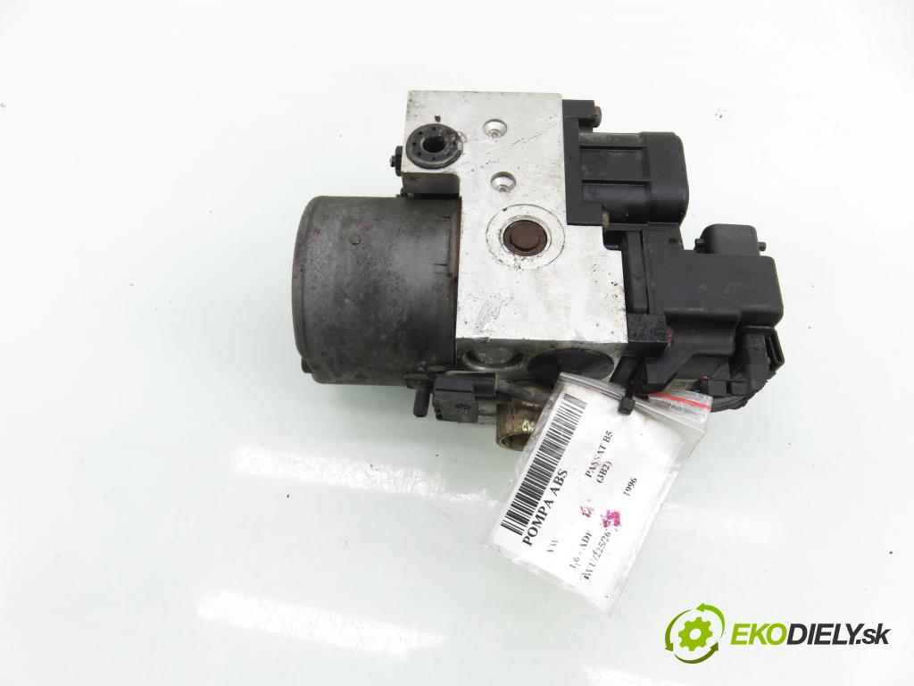 VW PASSAT B5 (3B2) SEDAN 1996 74,00 1.6 - ADP 1595,00 Pumpa ABS 0265216411 ; 0273004132 ; 8E0614111 (Pumpa ABS)