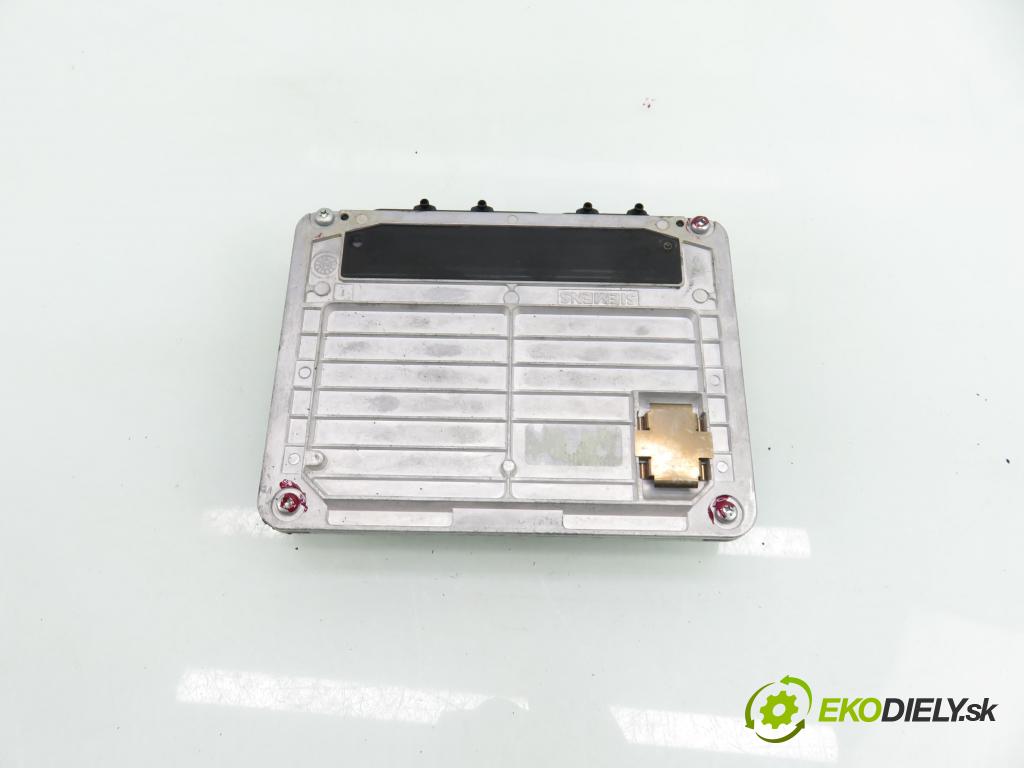 VW PASSAT B5 (3B2) SEDAN 1996 74,00 1.6 - ADP 1595,00 Riadiaca jednotka Motor 5WP425001 ; 3B0907557