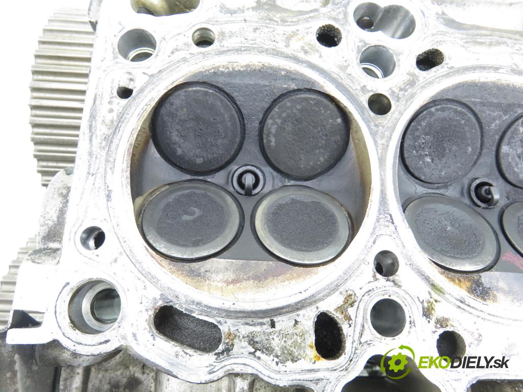 MITSUBISHI OUTLANDER I (CU_W) SUV 2002 100,00 2.0 4WD (CU2W) - 4G63 (DOHC 16V) 1997,00 hlava G6EW