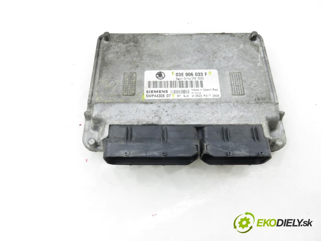 SKODA FABIA I Combi (6Y5) KOMBI 2004 47,00 1.2 - AZQ 1198,00 řídící jednotka motora 5WP4430607 ; 03E906033F