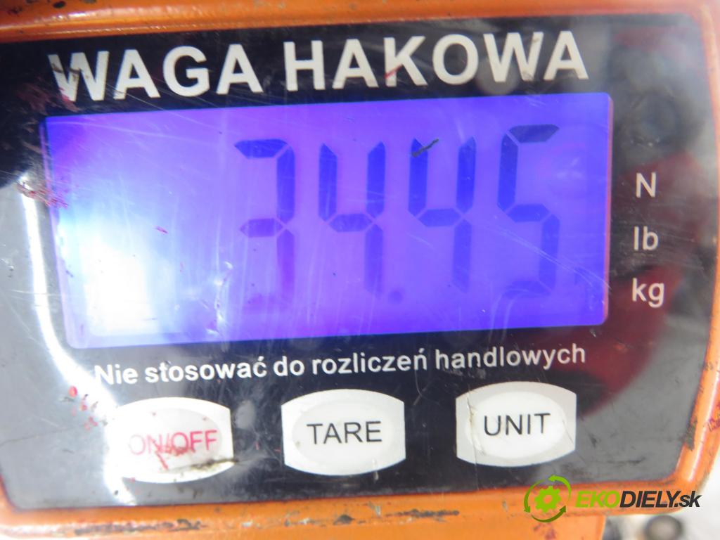 TOYOTA YARIS (_P13_) HB 2015 73,00 1.3 (NSP130_) - 1NR-FKE 1329,00 Výstuha zadná ABS