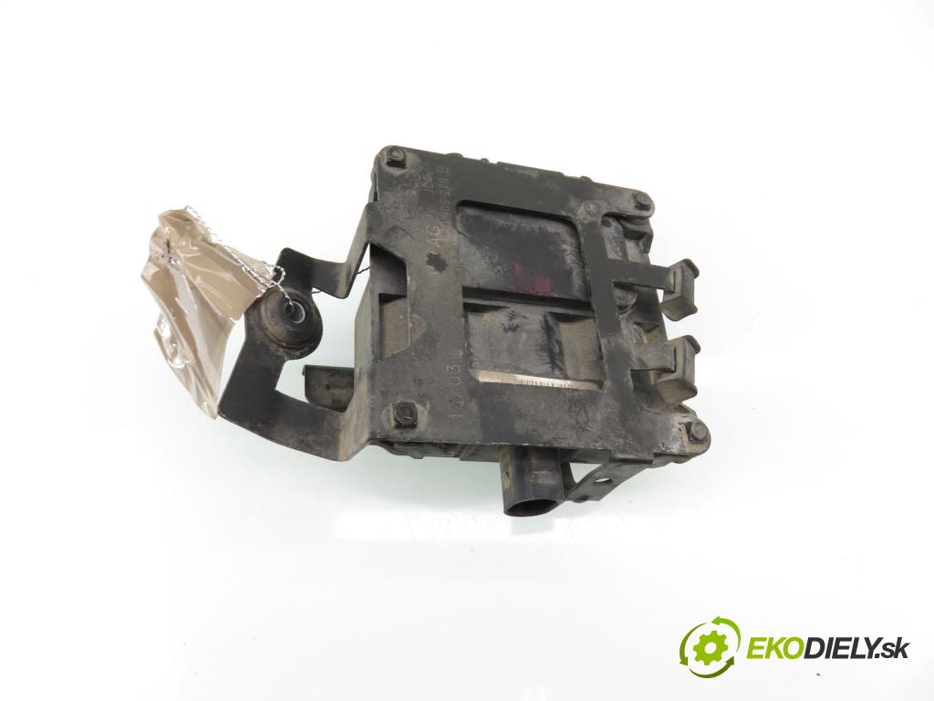 AUDI A3 (8P1) HB 2003 77,00 1.9 TDI PD 105 - BKC 1896,00 VENTIL: magnetický 6Q0906625