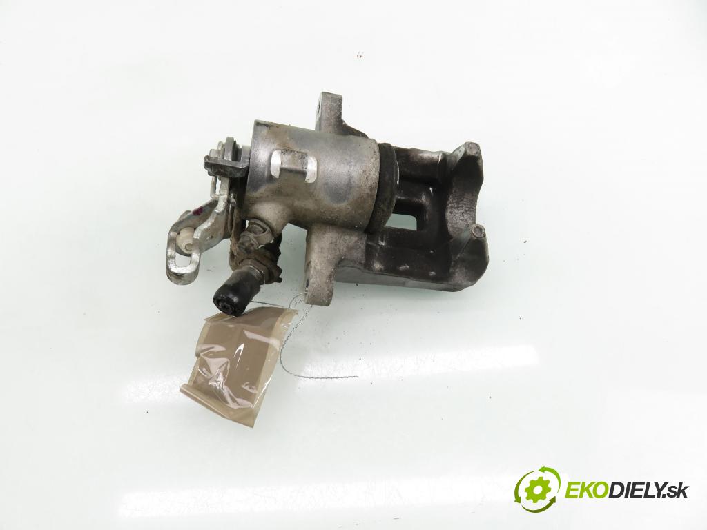 AUDI A3 (8P1) HB 2003 77,00 1.9 TDI PD 105 - BKC 1896,00 Brzdič strmeň LT CZH1286