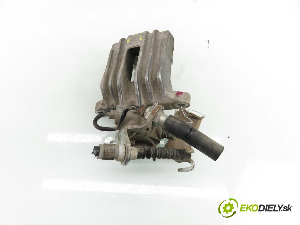 AUDI A3 (8P1) HB 2003 77,00 1.9 TDI PD 105 - BKC 1896,00 Brzdič strmeň pravé zadné CZH1287