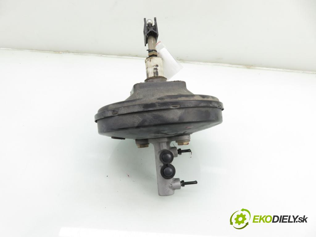 VW PASSAT B5 (3B2) SEDAN 1996 74,00 1.6 - ADP 1595,00 Posilovač 8D0612105F (Servočerpadlo)