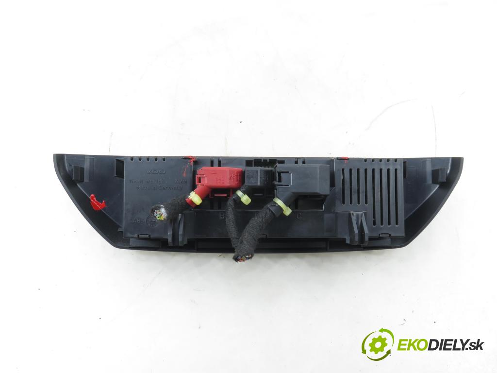 VW POLO (9N_) HB 2006 74,00 1.4 16V - BBZ 1390,00 Panel kúrenia KLIMATRONIK 6Q0907044E