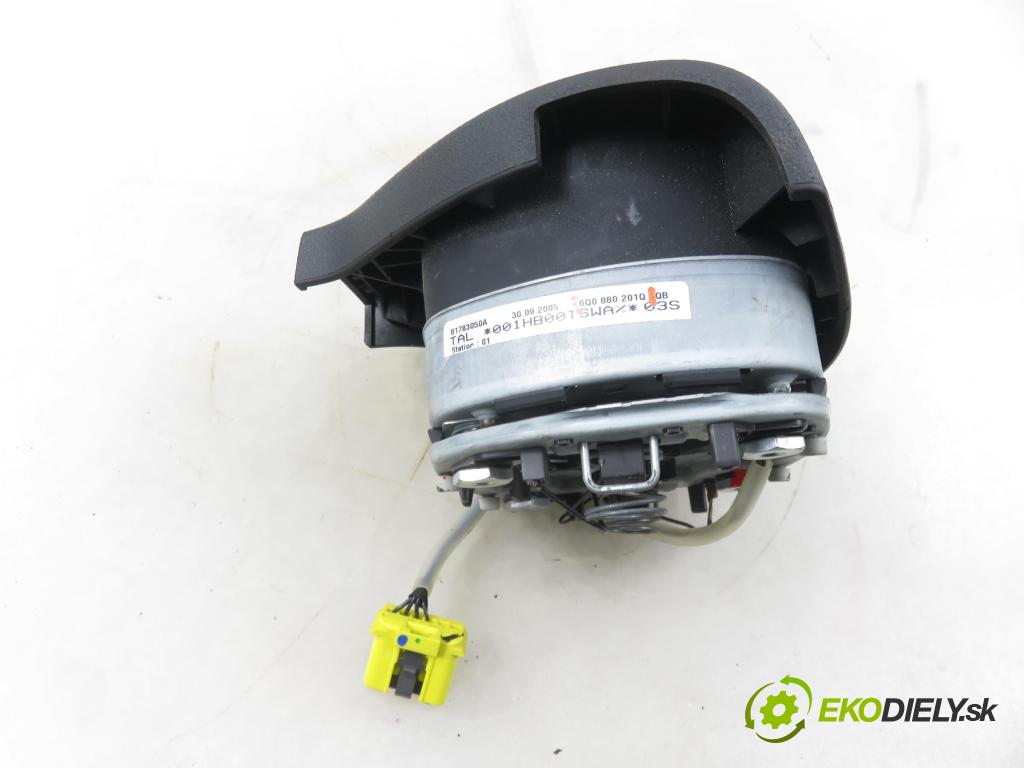 VW POLO (9N_) HB 2006 74,00 1.4 16V - BBZ 1390,00 AirBag air BAG volantu 6Q0880201Q
