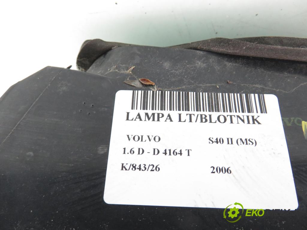 VOLVO S40 II (MS) SEDAN 2006 81,00 1.6 D - D 4164 T 1560,00 Svetlo ľavé zadné 30698912
