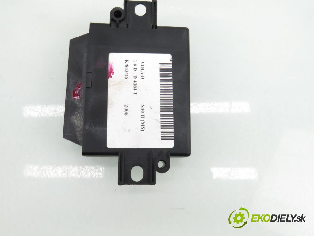 VOLVO S40 II (MS) SEDAN 2006 81,00 1.6 D - D 4164 T 1560,00 MODUL 8673137 ; 601889