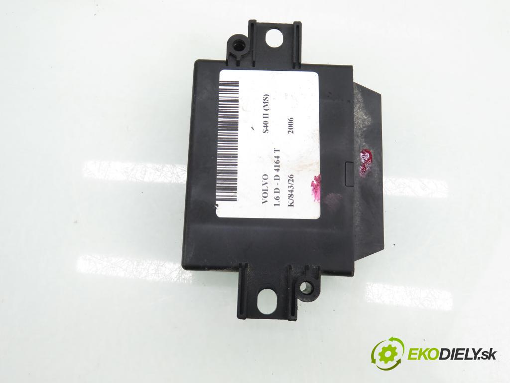 VOLVO S40 II (MS) SEDAN 2006 81,00 1.6 D - D 4164 T 1560,00 MODUL 8673137 ; 601889