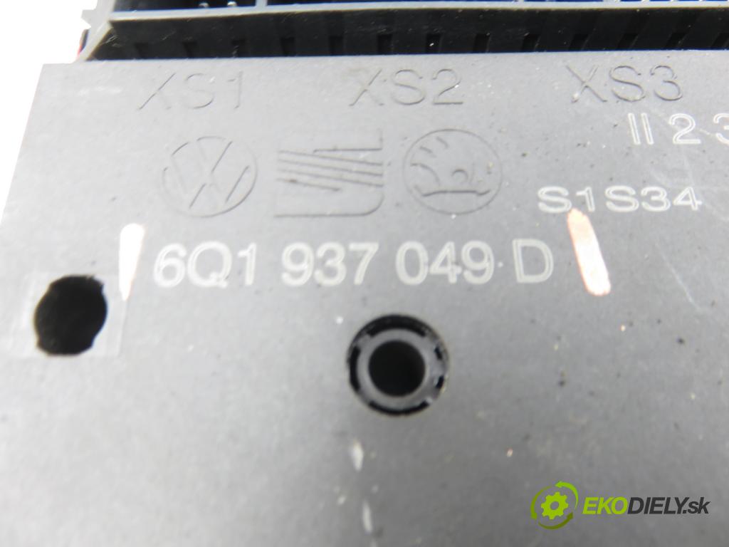 VW POLO (9N_) HB 2006 74,00 1.4 16V - BBZ 1390,00 MODUL komfortu 5WK48212D ; 6Q1937049D