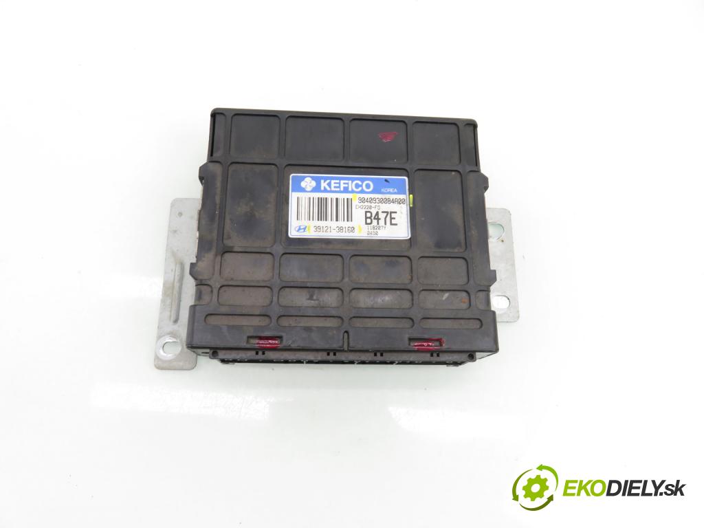 HYUNDAI SANTA FÉ I (SM) SUV 2001 0,00 2.4 16V - G4JS-G 2351,00 Riadiaca jednotka Motor 3912138160 ; 9040930084A00