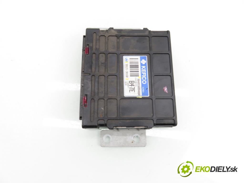 HYUNDAI SANTA FÉ I (SM) SUV 2001 0,00 2.4 16V - G4JS-G 2351,00 Riadiaca jednotka Motor 3912138160 ; 9040930084A00