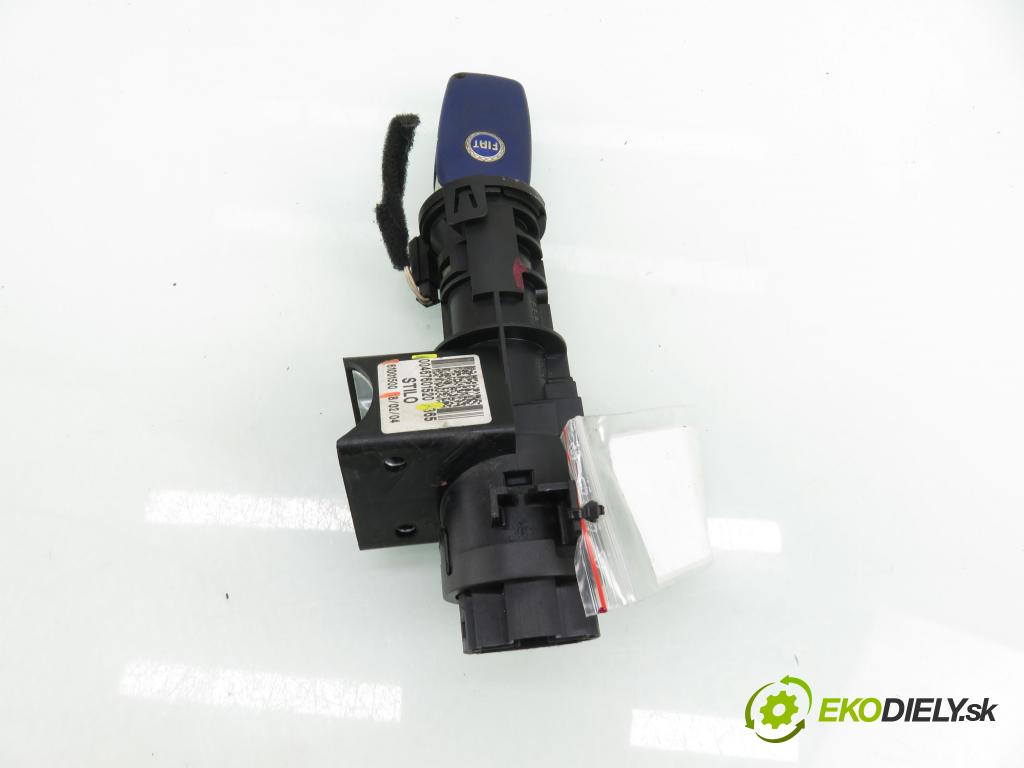 FIAT STILO (192_) HB 2004 76,00 1.6 16V 103 - 182 B6.000 1596,00 spinačka 00467601520 (Spínacia skrinka)