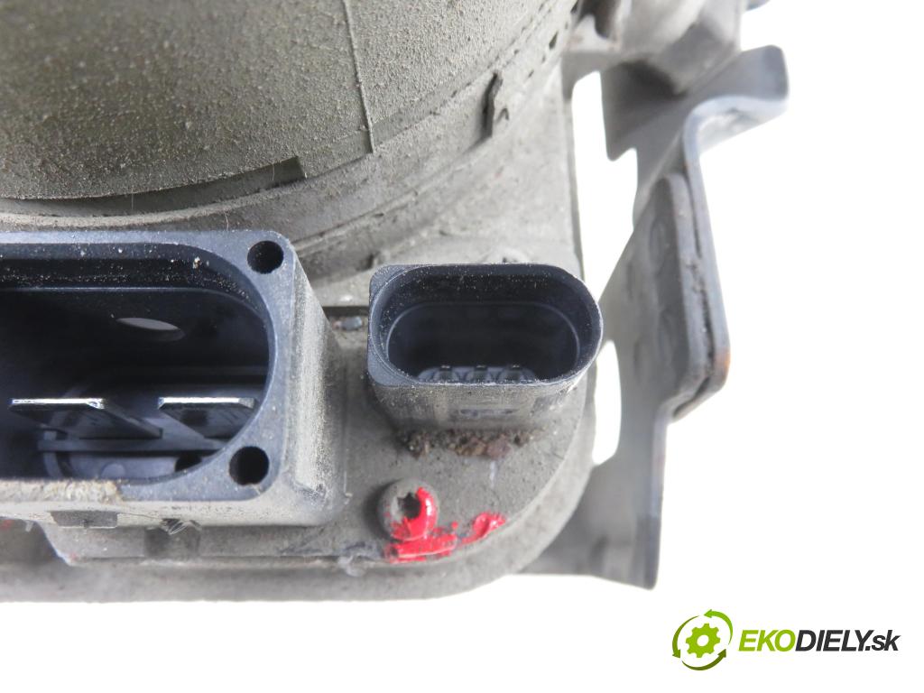 VW POLO (9N_) HB 2006 74,00 1.4 16V - BBZ 1390,00 Pumpa servočerpadlo 6Q0423156AB ; 6Q0423371