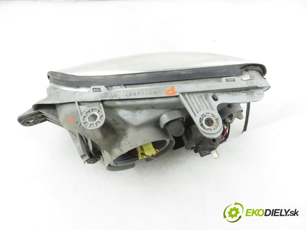 HYUNDAI SANTA FÉ I (SM) SUV 2001 0,00 2.4 16V - G4JS-G 2351,00 světlo PP