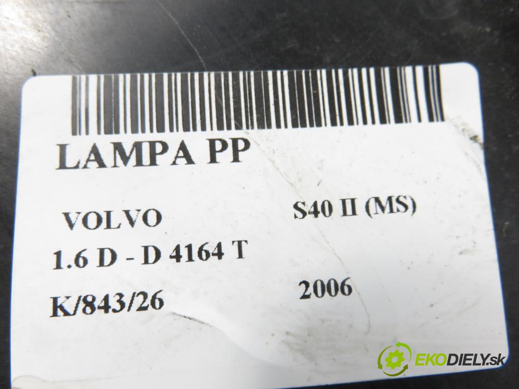 VOLVO S40 II (MS) SEDAN 2006 81,00 1.6 D - D 4164 T 1560,00 Svetlo PP 30698874