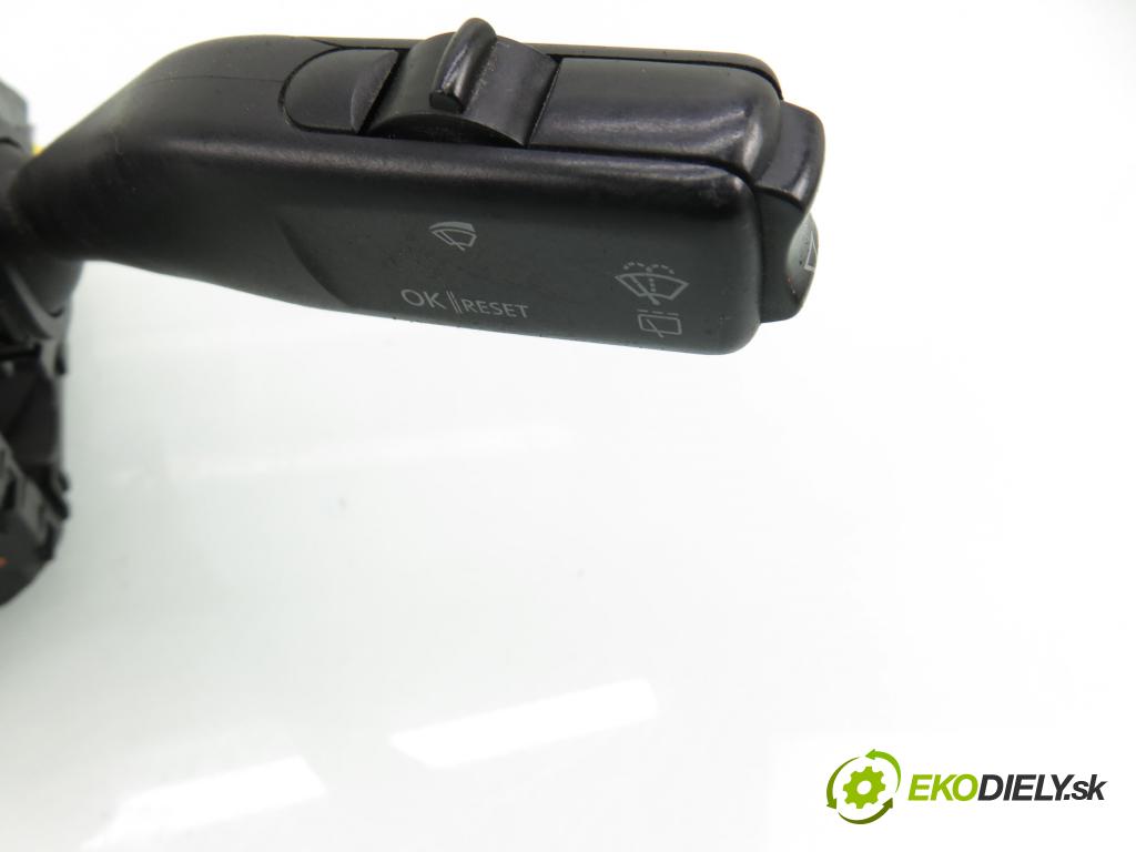 AUDI A3 (8P1) HB 2003 77,00 1.9 TDI PD 105 - BKC 1896,00 páčka/prepínač 8P0953513D ; 1K0959653 ; 1K0953549A