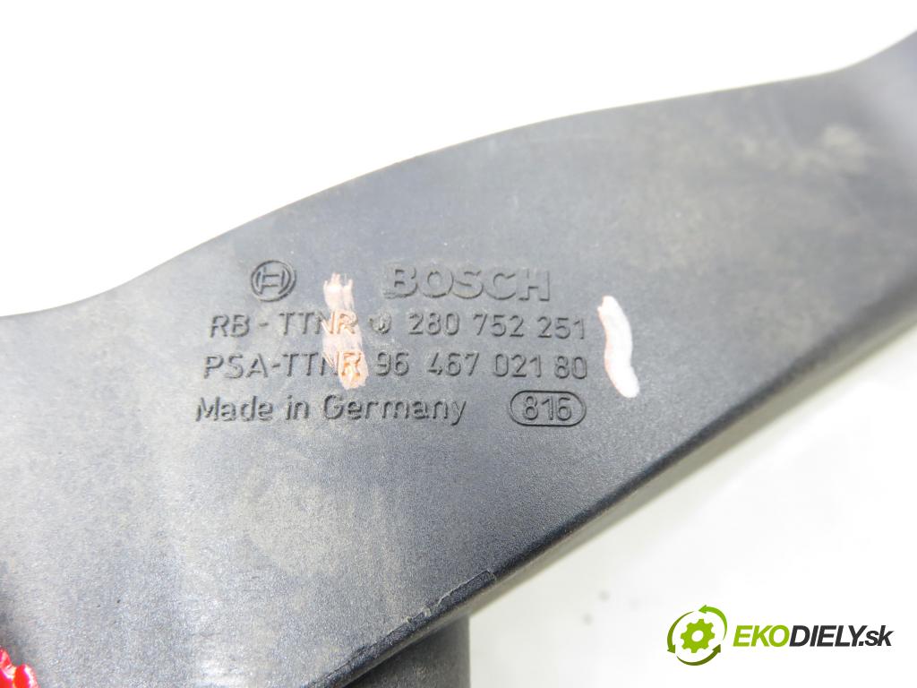 CITROEN C3 I (FC_) HB 2003 54,00 1.4 i - KFV (TU3JP) 1360,00 Potenciometer plynu 0280752251 ; 9646702180 ; F00C3E2427 (Potenciometer plynového pedálu)