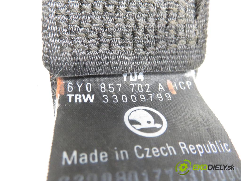 SKODA FABIA I SEDAN (6Y3) SEDAN 2002 50,00 1.4 MPI 68 - AME 1397,00 Držiak bezpečnostný PP 6Y0857702A