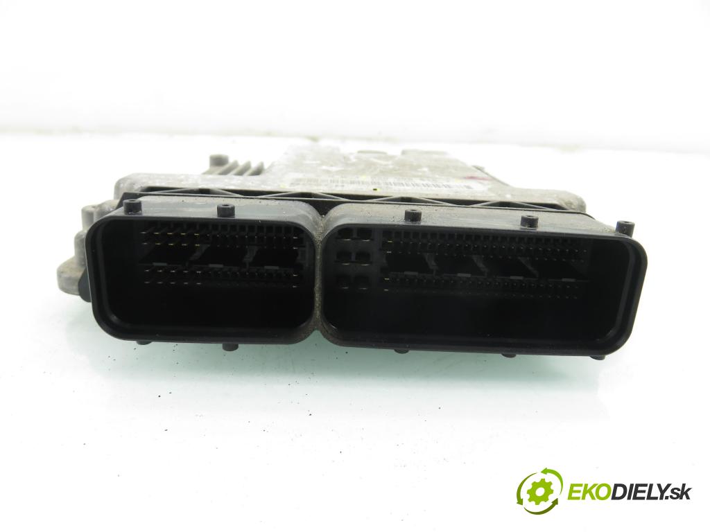 AUDI A3 (8P1) HB 2003 77,00 1.9 TDI PD 105 - BKC 1896,00 Riadiaca jednotka Motor 03G906016J ; 0281011383