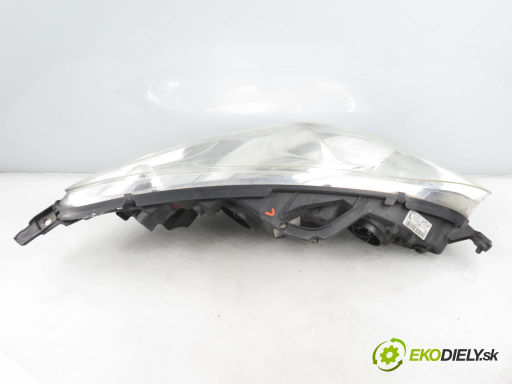 PEUGEOT 407 (6D_) SEDAN 2005 80,00 1.6 HDi 110 - 9HZ (DV6TED4) 1560,00 Svetlo LP 9656668880