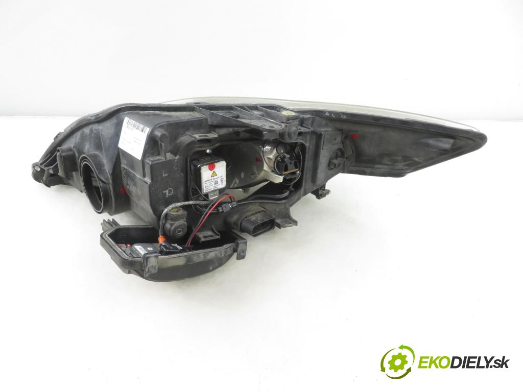 FORD MONDEO IV Turnier (BA7) KOMBI 2010 103,00 2.0 TDCi - QXBB 1997,00 Svetlo PP 7S7113K060BB