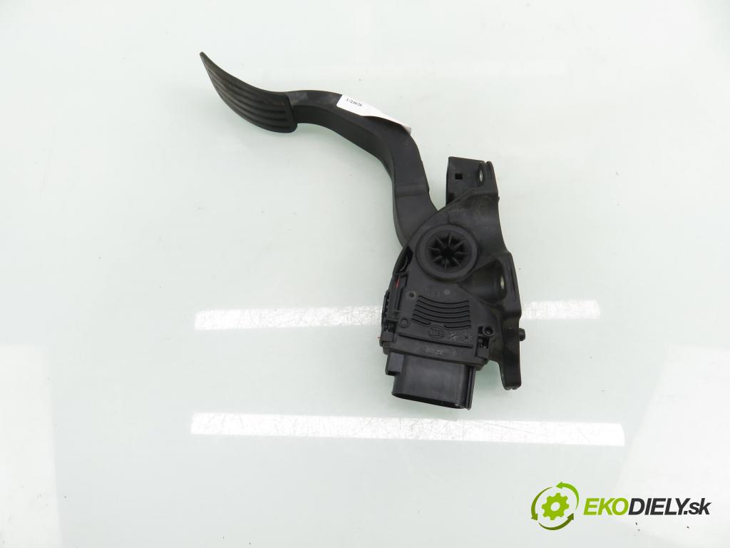 FORD S-MAX (WA6) MINIVAN 2008 103,00 2.0 TDCi - QXWA 1997,00 Potenciometer plynu 6G929F836JD ; 6PV00922010 (Potenciometer plynového pedálu)