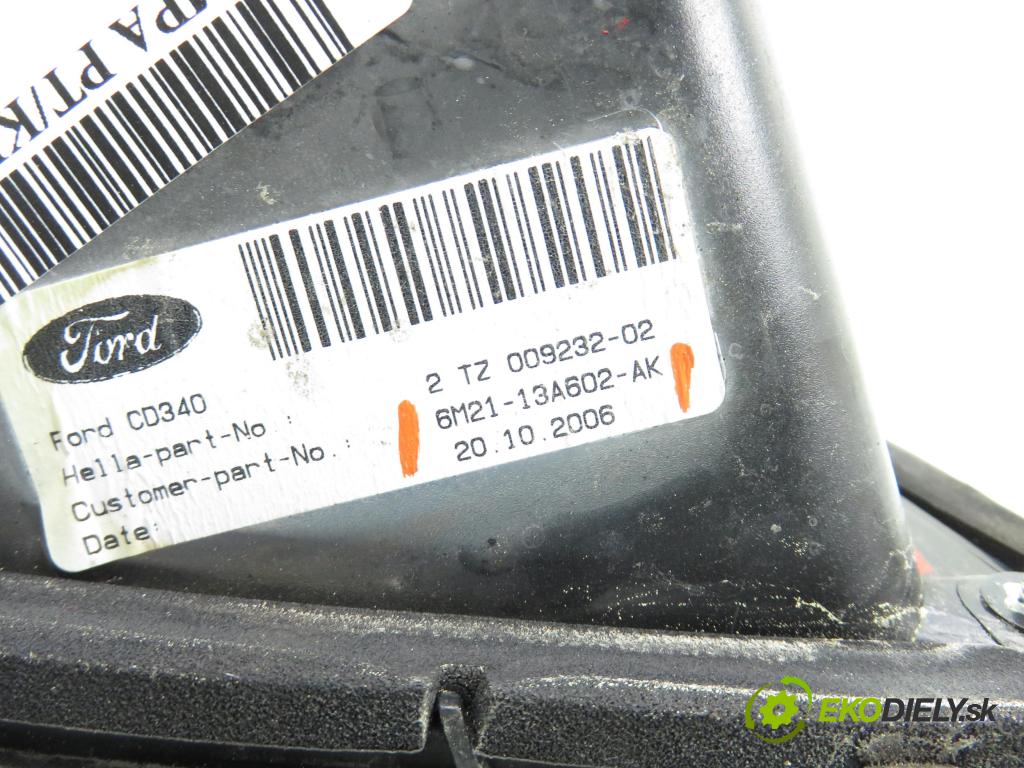 FORD S-MAX (WA6) MINIVAN 2008 103,00 2.0 TDCi - QXWA 1997,00 světlo pravé zadní kufr 6M2113A602AK
